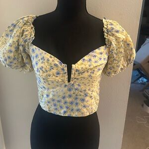 Abercrombie & Fitch Yellow and Blue Floral Blouse m medium new